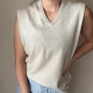 Dockers gray beige Sweater Vest argyle neutral minimalist oversized scandi twee